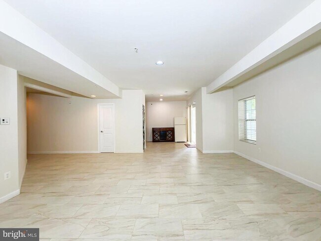 Building Photo - 7023 Sand Cherry Way