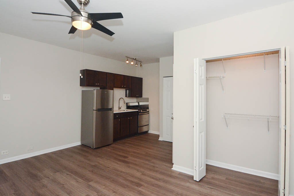 Building Photo - 1627 N Humboldt Blvd