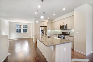 Building Photo - 801 Jetty Dr