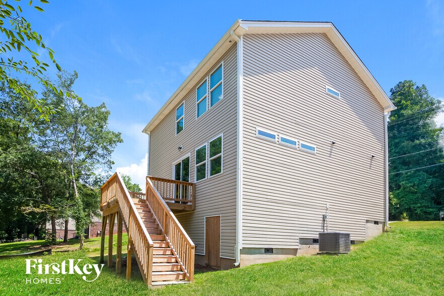 Building Photo - 1754 Jenkins Rd