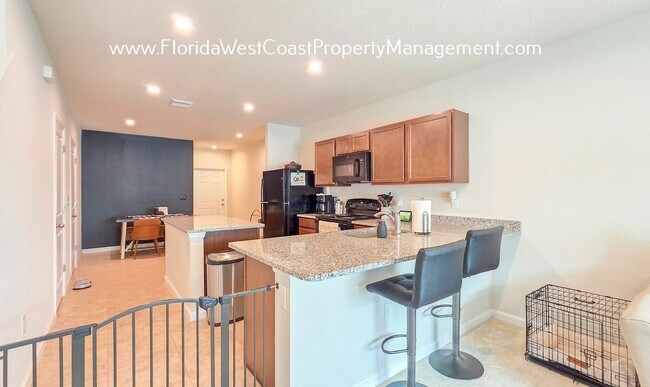 Building Photo - OUTSTANDING TOWNHOME IN LAKEWOOD RANCH! 3 ...