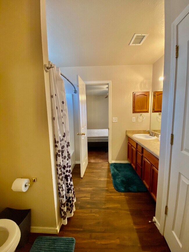 Building Photo - 14214 Lasso Rock Dr