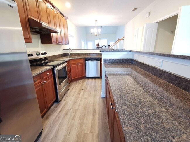 Building Photo - 2328 Suwanee Pointe Dr