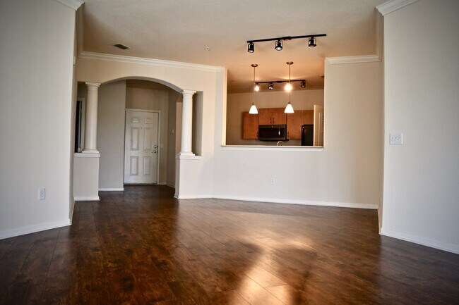 Building Photo - Gardens of Bridgehampton - 3 Bed - 3 Bath ...