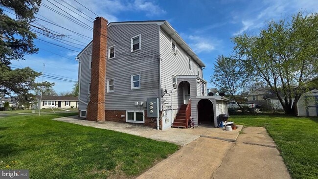 Building Photo - 4400 4th St