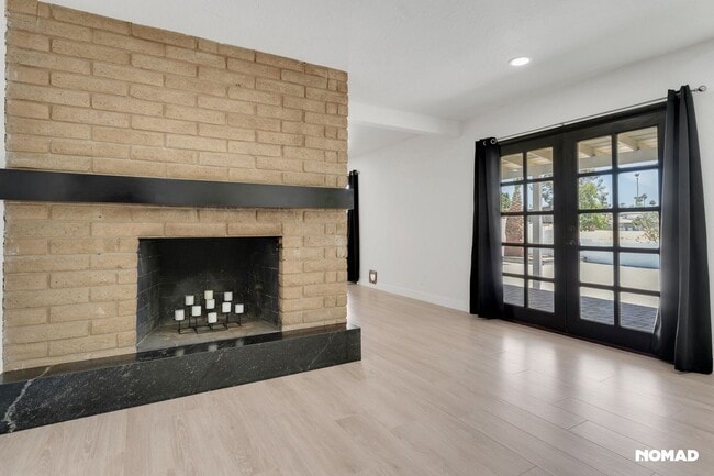 Building Photo - 2 Spacious Primary suites Townhome in Tempe