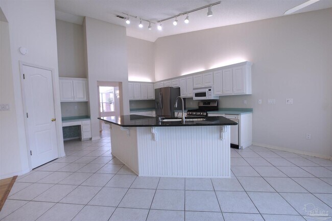 Building Photo - 4025 Teal Way