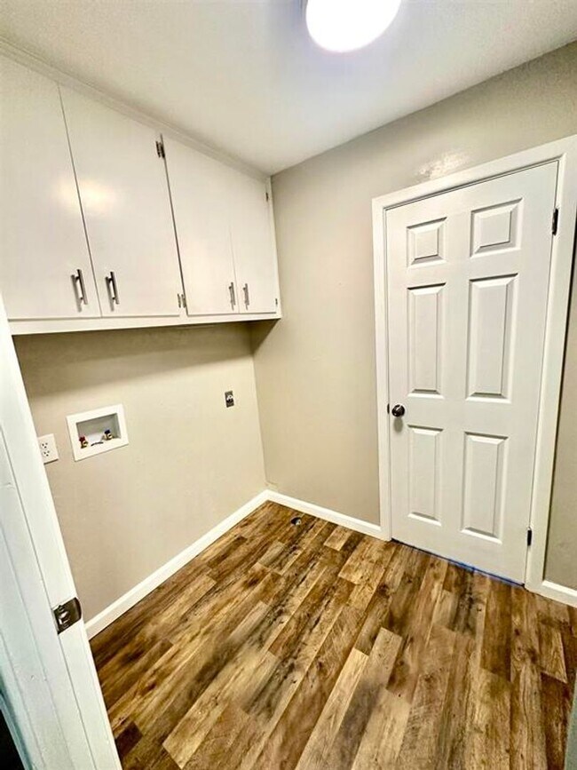 Building Photo - Newly Remodeled 4/2 Home in Atlanta, Texas