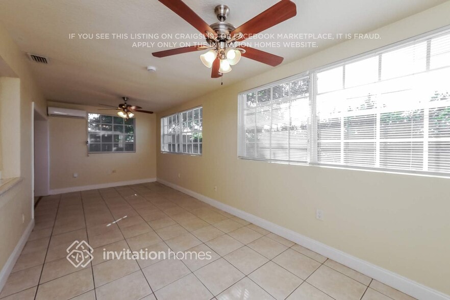 Building Photo - 7438 Taft St