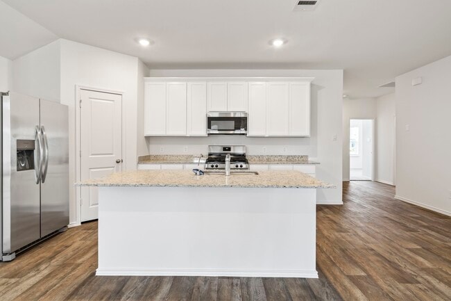 Building Photo - 3723 Zoeys Wy