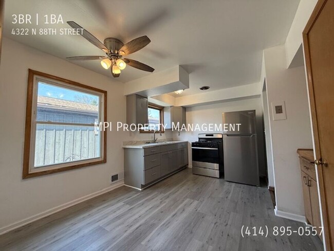 Building Photo - 4322 N 88th St