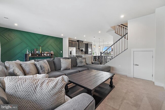 Building Photo - 10046 American Pharoah Ln