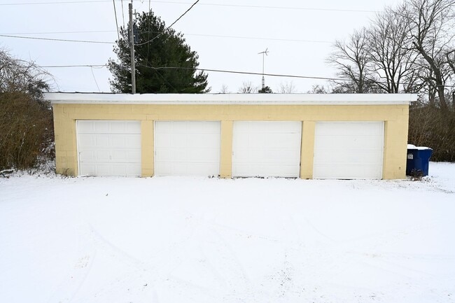 Building Photo - 3325 OH-39