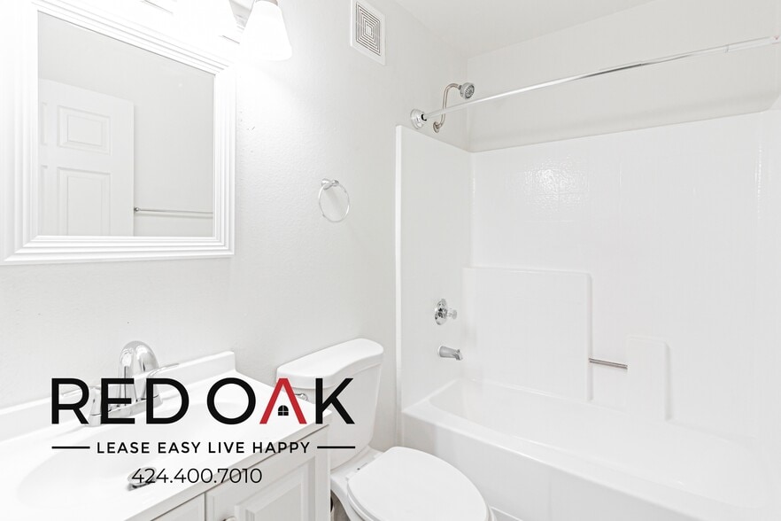 Building Photo - 3742 E Fountain St