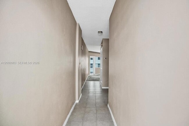 Building Photo - 710 N Ocean Blvd