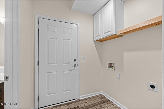 Building Photo - 203 Jase Ln