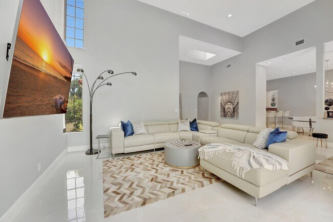 Building Photo - 23443 Mirabella Cir