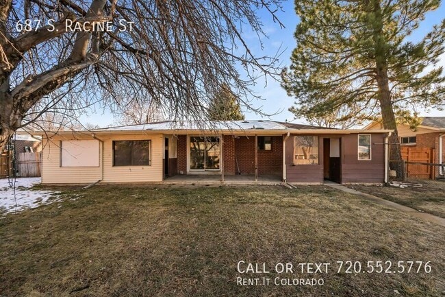 Building Photo - 687 S Racine St