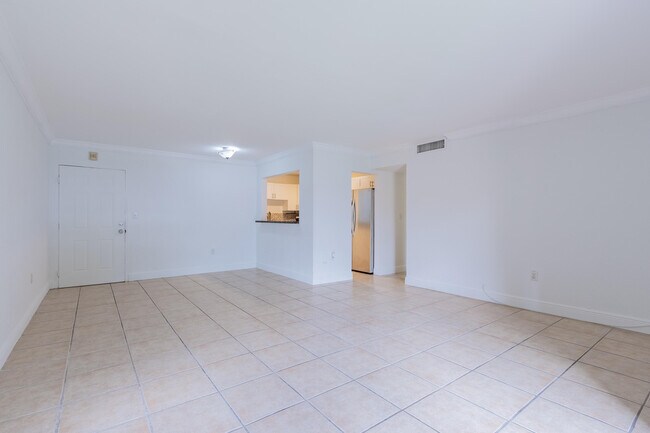 Building Photo - 9459 SW 76th St