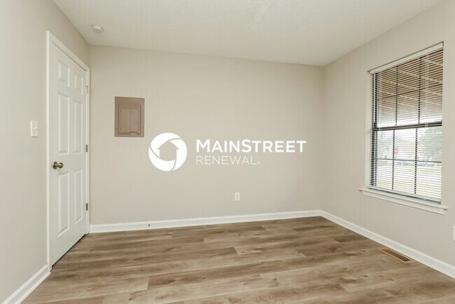Building Photo - 3 Bedroom Pet-Friendly Home in Gallatin, TN with Main Street Renewal