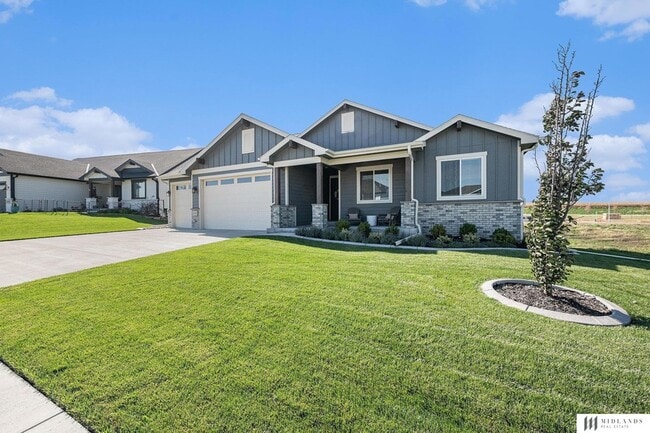 Building Photo - 11976 S 118th Ave