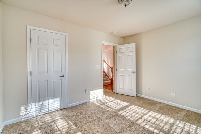 Building Photo - Incredible Home In Gated Community/Simpsonville