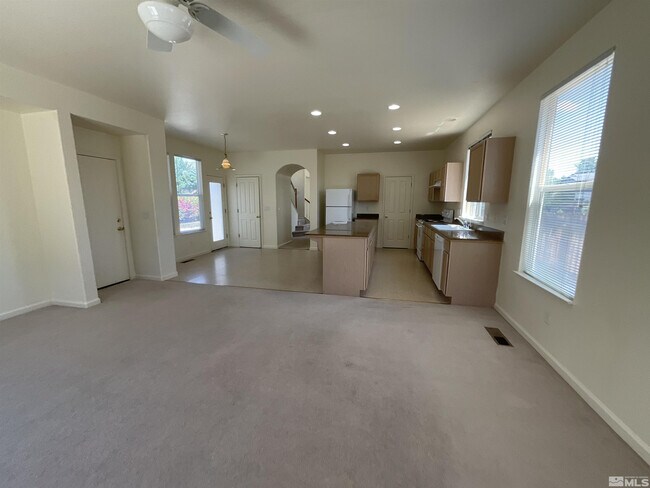 Building Photo - 5707 Rainier Peak Dr