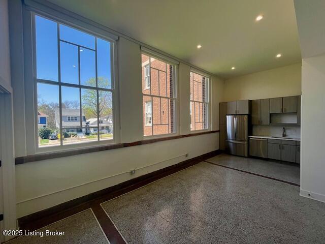 Building Photo - 1810 Sils Ave