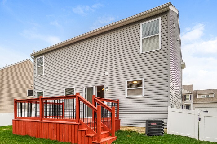 Building Photo - 7899 Prairie Willow Dr