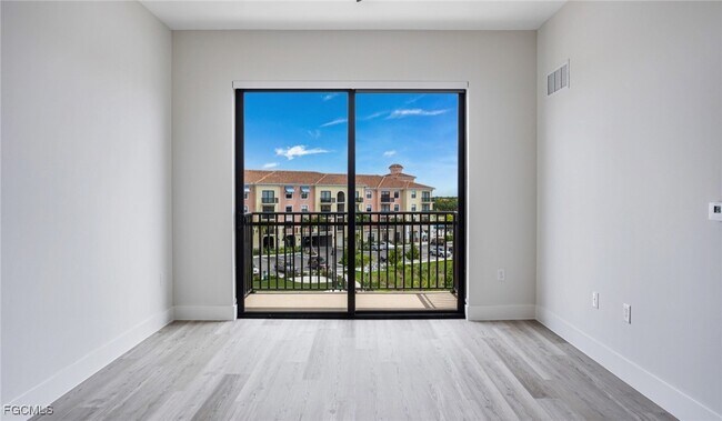 Building Photo - 22980 Vista Edera Cir