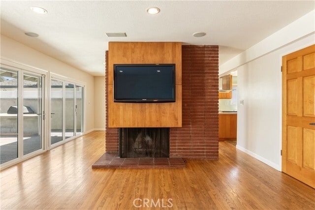 Building Photo - 828 Stevely Ave