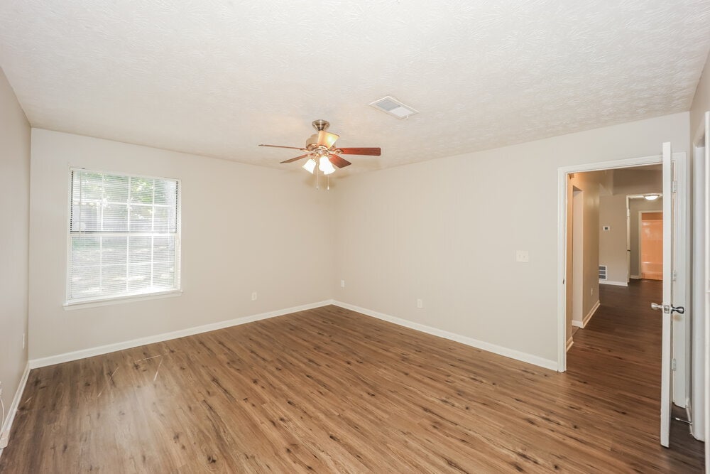 Building Photo - 10299 Wisteria Ln