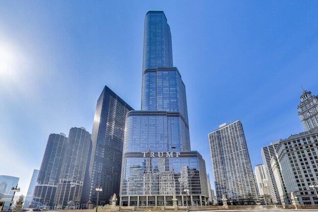 Primary Photo - 401 N Wabash Ave