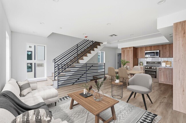 Building Photo - 1656 Rockwood St