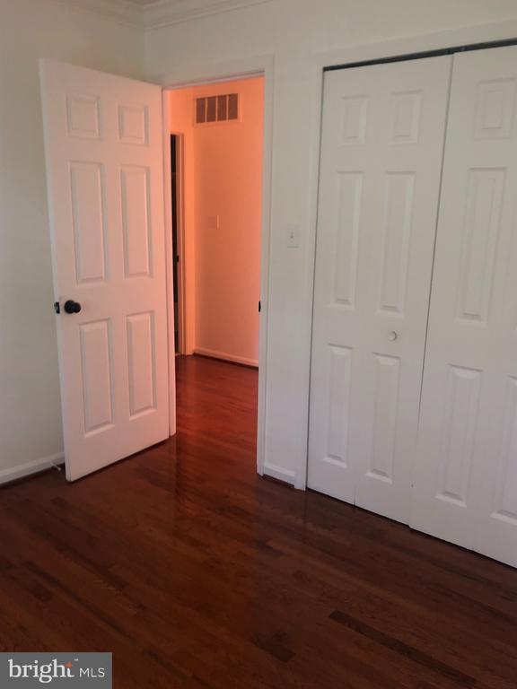 Building Photo - 7426 Erska Woods Court