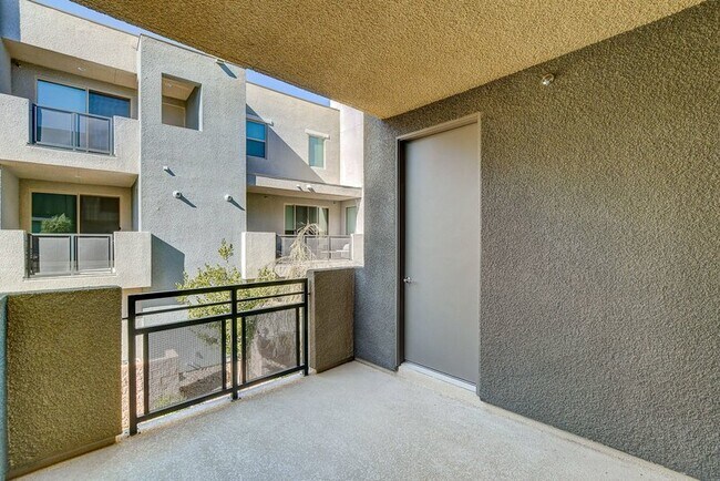 Building Photo - 11231 Hidden Peak Ave