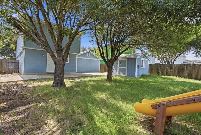 Building Photo - 13132 Briarcreek Loop
