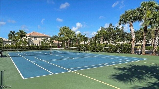 Building Photo - 15459 Laguna Hills Dr