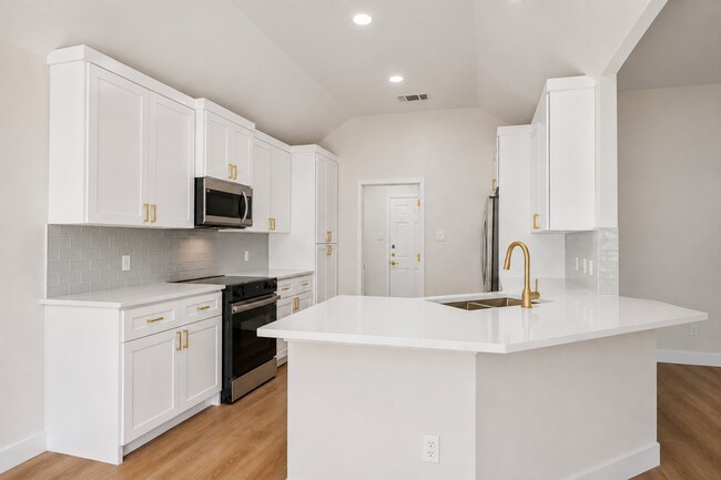 Building Photo - 1518 New Haven Dr