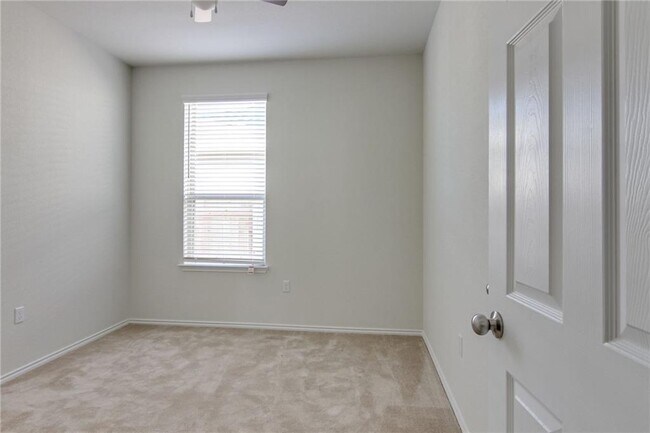 Building Photo - 124 Bonnet Blvd