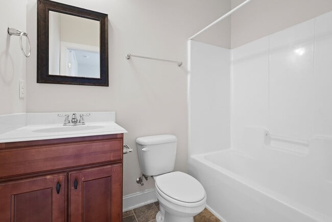 Building Photo - Beautiful 2-Bedroom Townhouse Near NCSU, Available June 15!