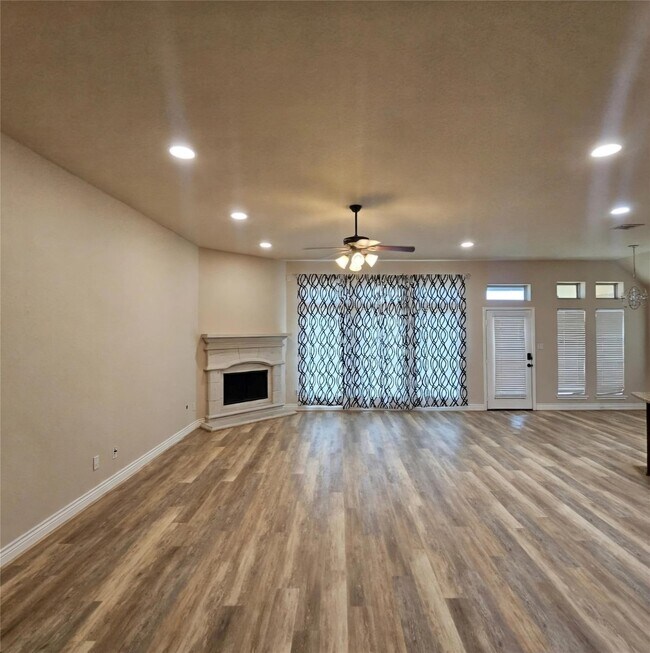 Building Photo - 4622 Gingerwood Crest Ct