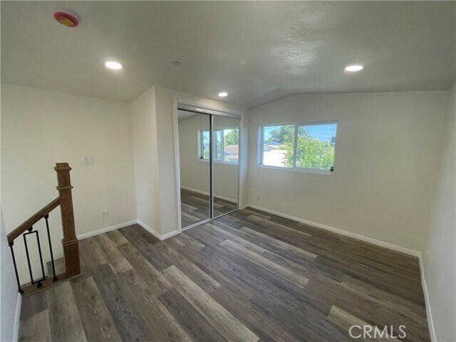 Building Photo - 239 Myrtlewood Dr