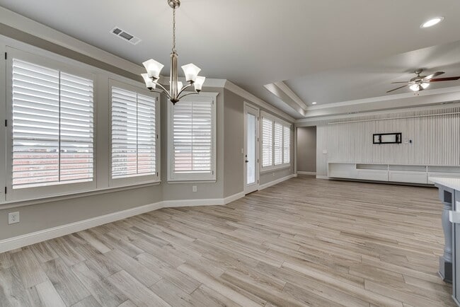 Building Photo - 8616 Rutland Dr