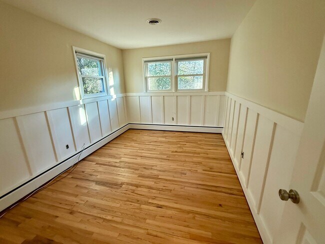 Building Photo - Severna Park - Waterfront - Round Bay Community.