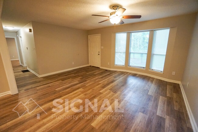 Building Photo - 1312 Winola Ln