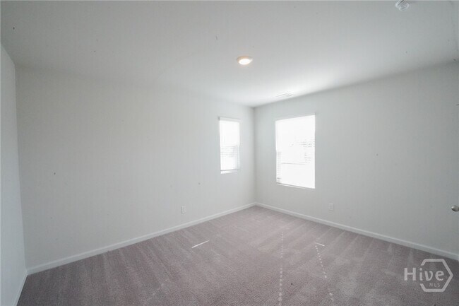 Building Photo - 103 Skylark Rd