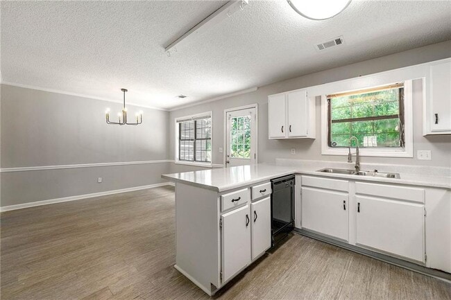 Building Photo - 3040 Sand Wedge Cir