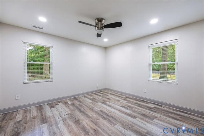 Building Photo - 4701 Lucinda Ln