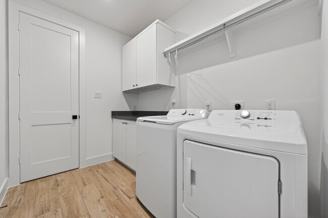 Building Photo - 7507 Faldo Dr